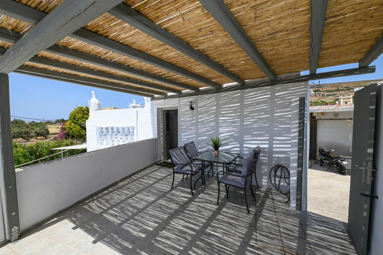 Kleris Apartments 8 Tinos Exterior photo